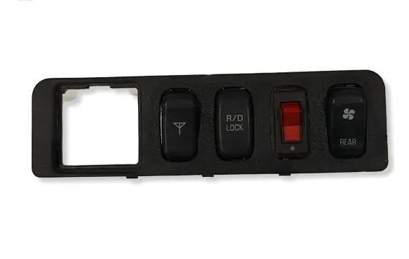 Mitsubishi Pajero Differential lock switch MR402471
