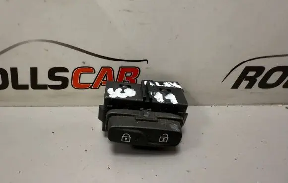 Volvo S60 Central locking switch button 31318990