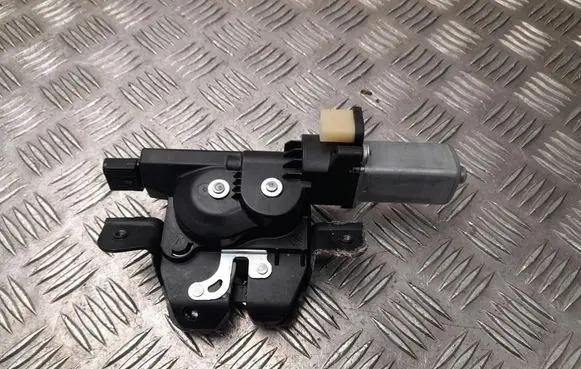 Jeep Compass Tailgate/trunk/boot lock/catch/latch 68247939AB