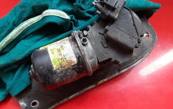 Citroen Berlingo Wiper motor 9644210780 470146