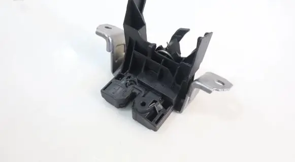 Toyota Aygo AB40 Tailgate/trunk/boot lock/catch/latch