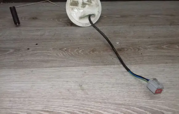 Fuel level sensor