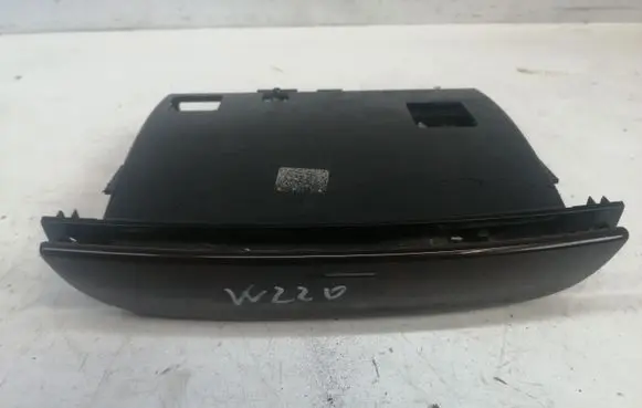 Ashtray (front)