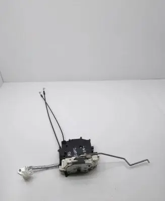 Peugeot 4007 Front door lock