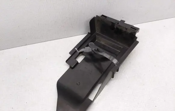 Volkswagen PASSAT B5.5 Other trunk/boot trim element 3B9867706B