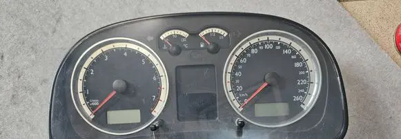 Volkswagen Bora Speedometer (instrument cluster) 1J5920825C