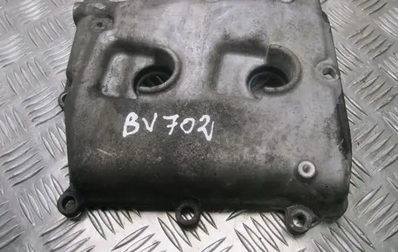 Subaru Legacy Rocker cam cover BV702