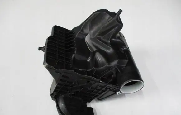 BMW 2 Active Tourer U06 Air filter box H8201421455