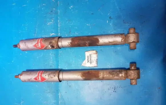 Volvo V70 Rear shock absorber/damper 5533850108K