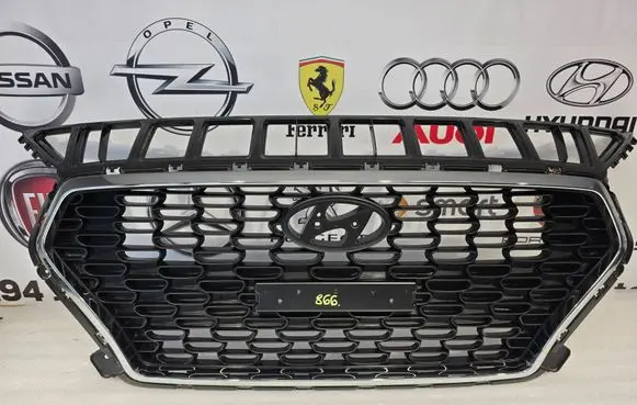 Hyundai i30 fastback Front grill 86351G4AA0