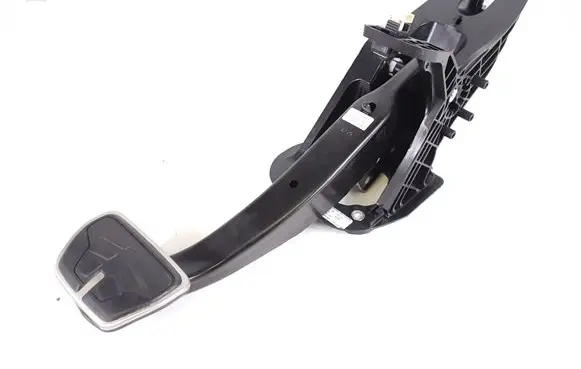 BMW Z4 g29 Brake pedal 687428205