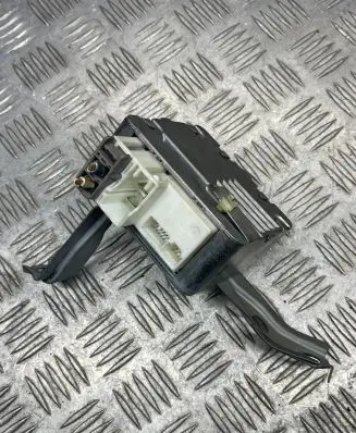 Toyota Avensis T250 Power steering control unit/module 8965005030 6900000563 1129000631