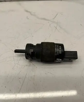 Audi A6 S6 C6 4F Windscreen/windshield washer pump 1K5955651