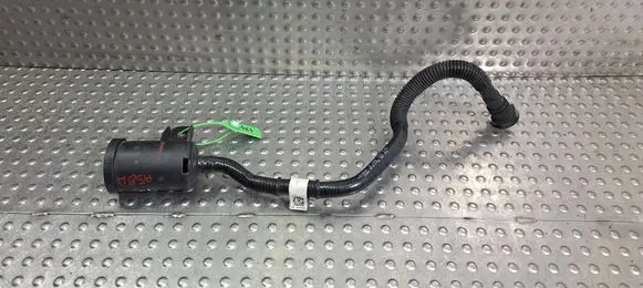 Audi A4 S4 B9 8W Breather/breather pipe/hose 8W0906621B