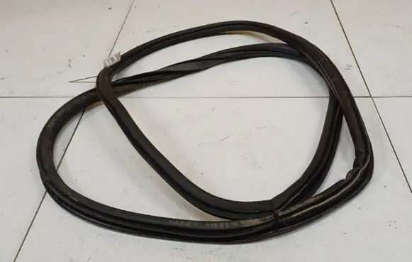 Volkswagen Sharan Rubber seal front coupe door 