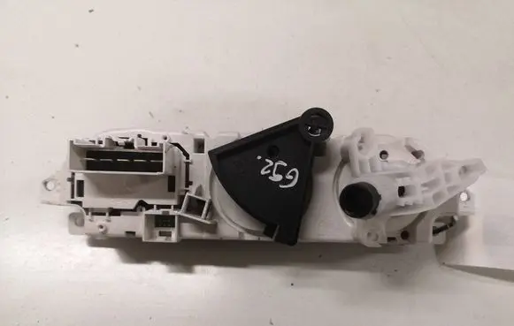 Ford Focus C-MAX Climate control unit 3M5T19980AD 69607320 69607003