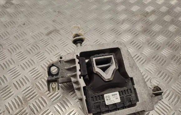 BMW X1 F48 F49 Engine mount bracket 8835570