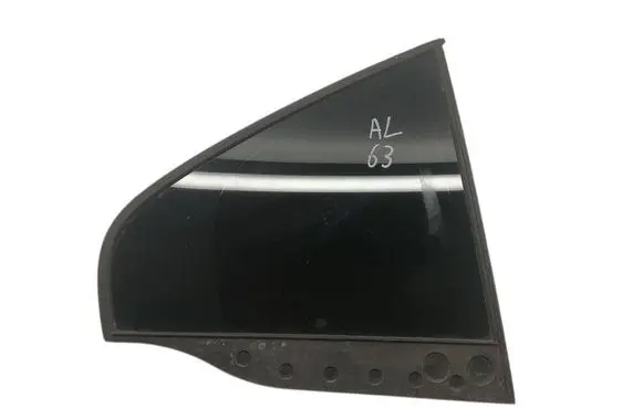 Volvo S80 Rear vent window glass 30779889