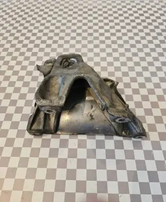 BMW X6 F16 Engine mounting bracket 6853208 67871110 A1S17M0