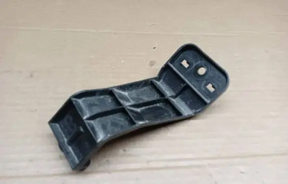 Renault Austral Rear bumper mounting bracket 850425409R