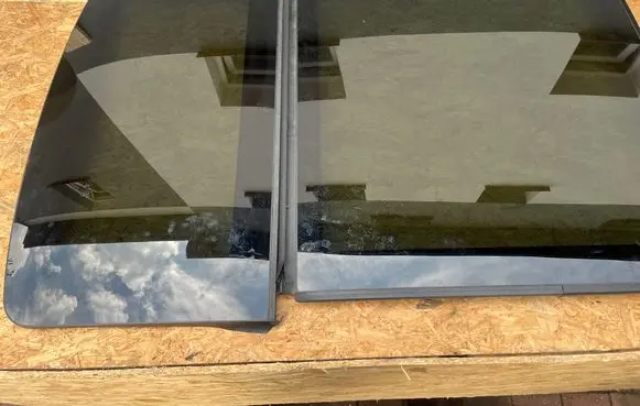 BMW X7 G07 Sunroof glass 