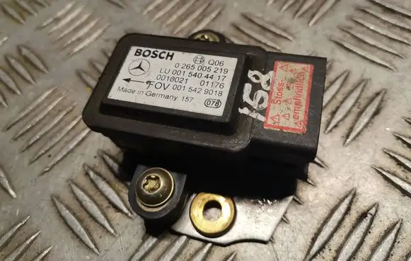 Mercedes-Benz A W168 Yaw turn rate sensor 0015404417