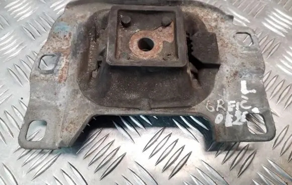 Ford Focus Gearbox mount 3M517M121