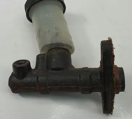 Mazda MX-5 NB Miata Clutch master cylinder