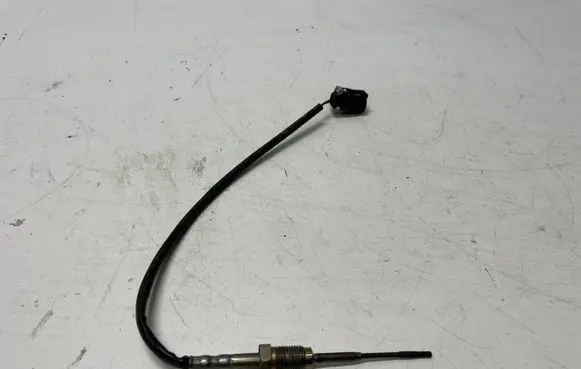 BMW 3 G20 G21 Exhaust gas temperature sensor 8582562