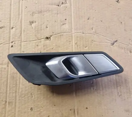 BMW 2 F44 Front door interior handle 7464882