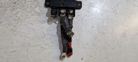 Mercedes-Benz E W212 Charging relay A0009822023