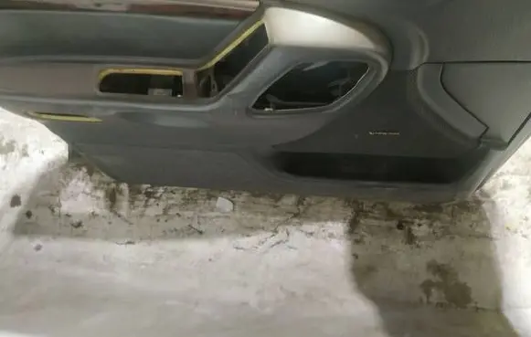 Jeep Grand Cherokee (WJ) Front door card panel trim