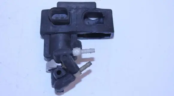 Audi A6 S6 C5 4B Turbo solenoid valve 059906629B 4252483