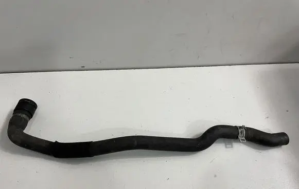 BMW 5 E60 E61 Engine coolant pipe/hose 6985736