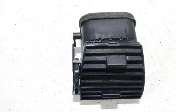 BMW X5 E53 Dash center air vent grill 64228402216 6422-8402216