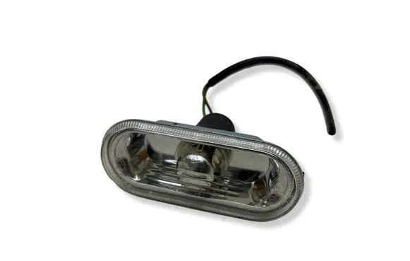 Volkswagen Golf IV Front fender indicator light 1J0949117