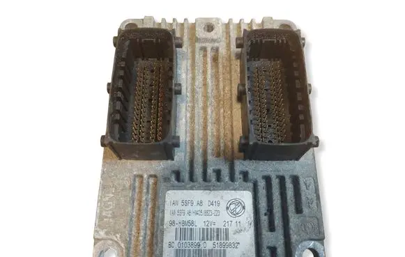 Fiat Grande Punto Engine control unit/module ECU IAW5SF9A8 51899832 HW405
