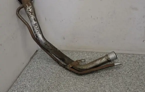 Hyundai Accent Fuel tank filler neck pipe ACCENTCRDIRUR