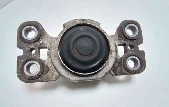 Volvo XC60 Engine mount bracket 8g9n7m121