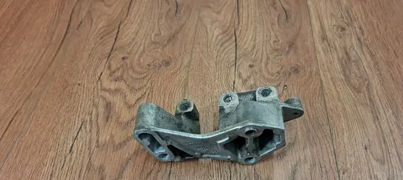 Renault Espace - Grand espace IV Engine mounting bracket 8200140428 8200365075