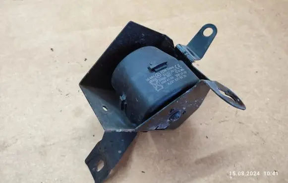 Mercedes-Benz S W221 Alarm system siren A2218208526