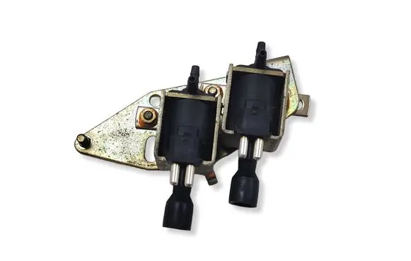 Mercedes-Benz 300 SL-24 Turbo solenoid valve 0015408697