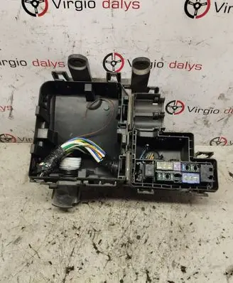 Nissan Qashqai Fuse box set 243824BA2A
