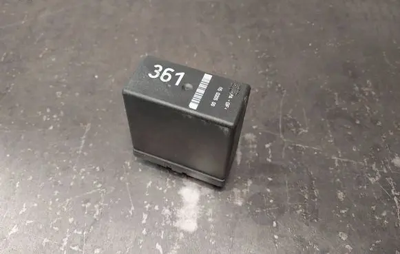 Volkswagen Golf IV Other relay 4A0907440 05020500 361