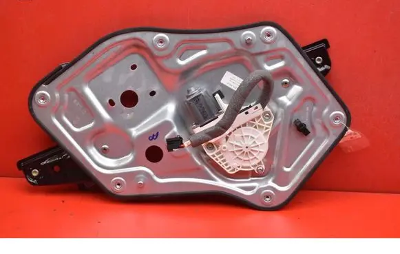 Skoda Yeti (5L) Front door window regulator with motor 5L0837402A