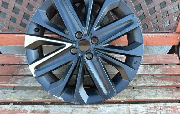 Toyota Aygo AB10 R18 alloy rim 