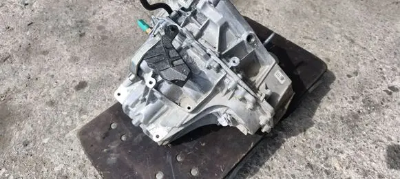 Dacia Sandero III Manual 6 speed gearbox 320107400R