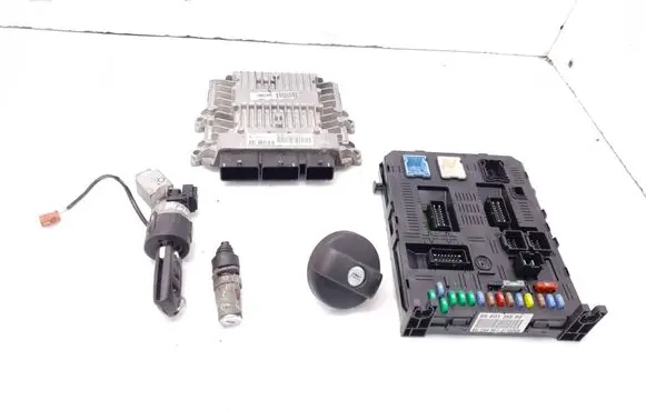 Peugeot 307 CC Engine ECU kit and lock set 9659343180 9655534080 5WS40276BT