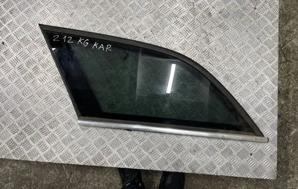 Mercedes-Benz E W212 Rear side window