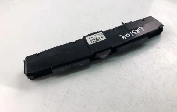 Opel Astra H Hazard light switch 13100109